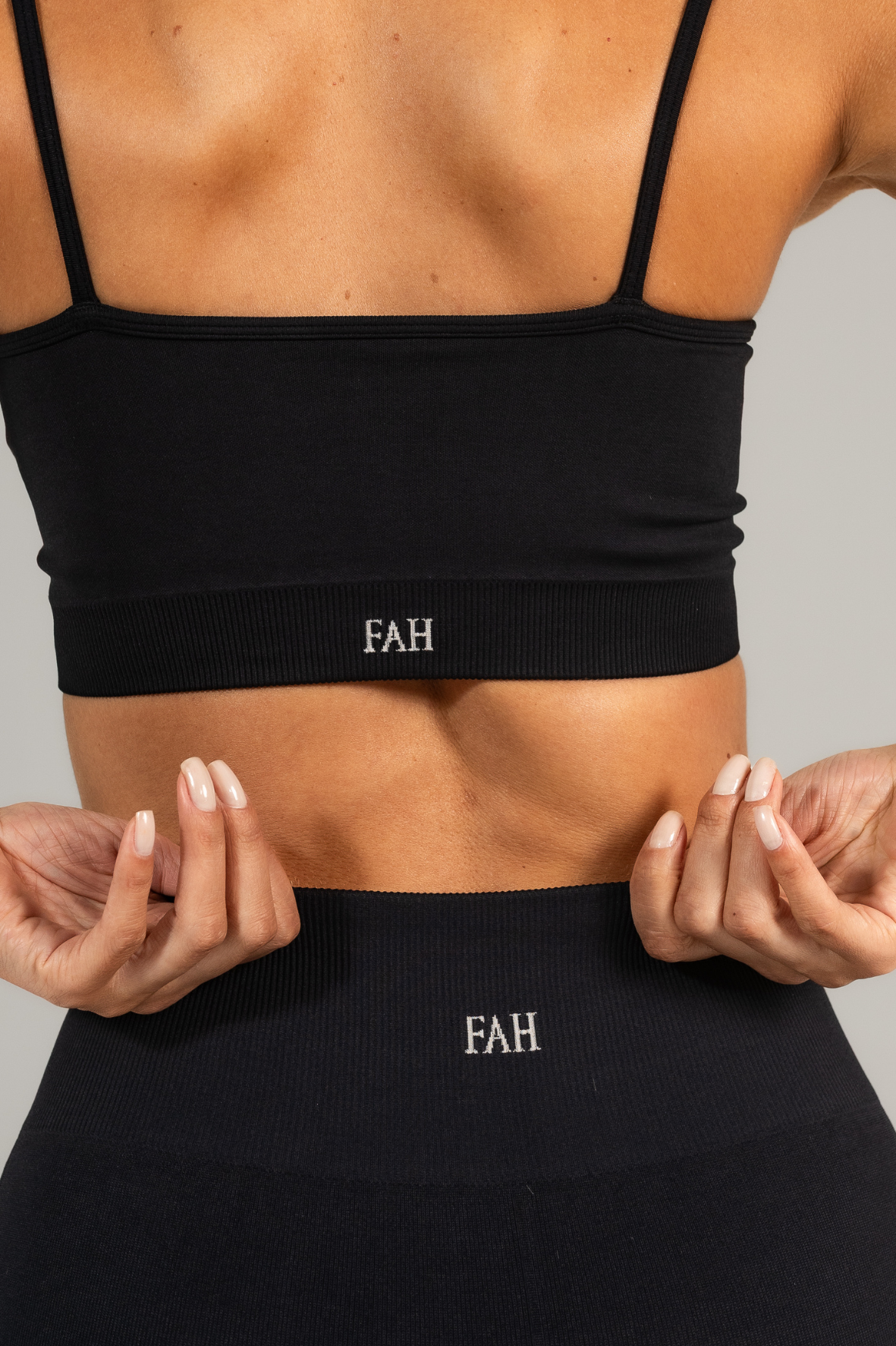 Top sem costura listra lateral preto
