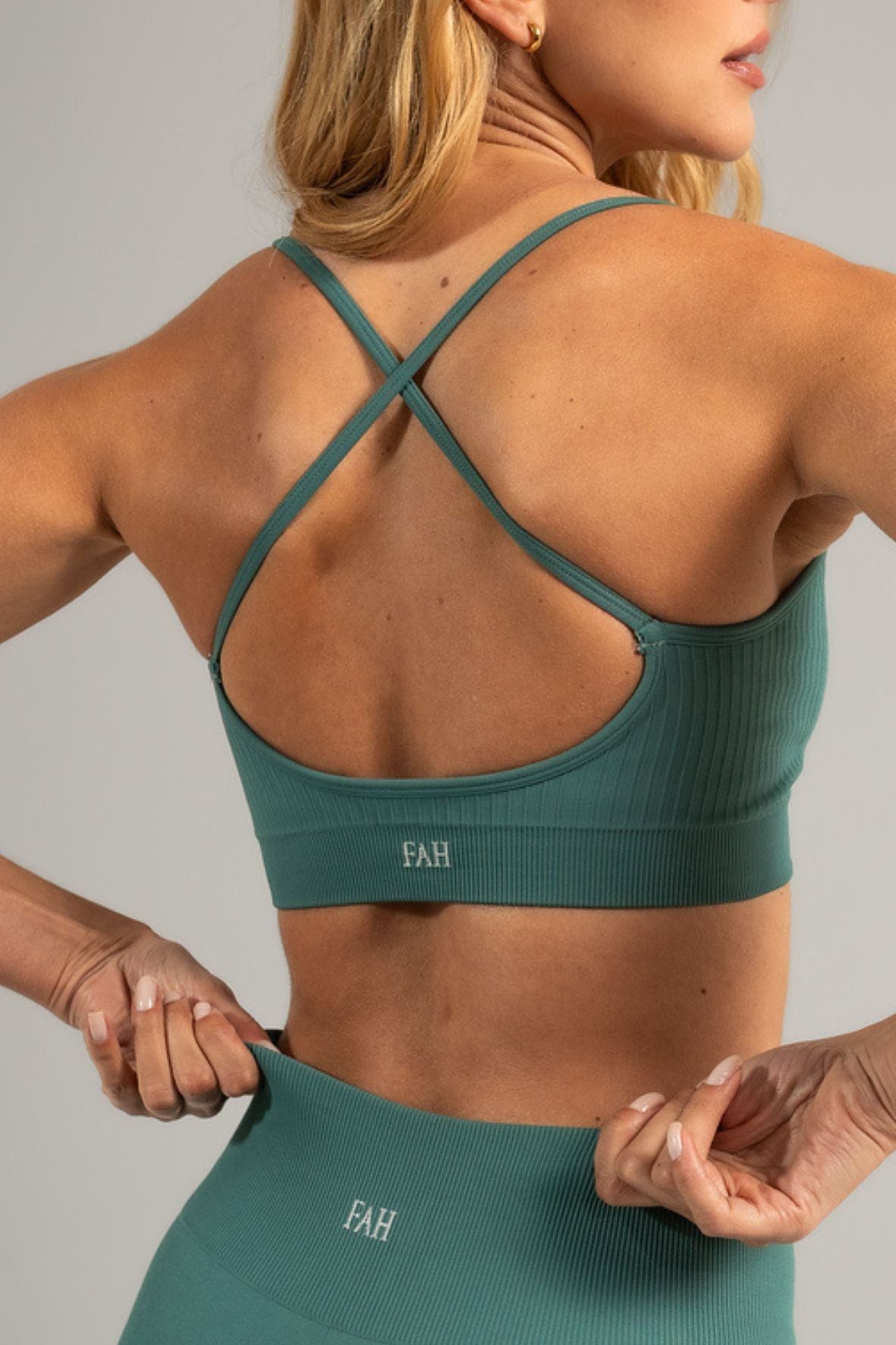 Conjunto Sem costura listra frontal verde