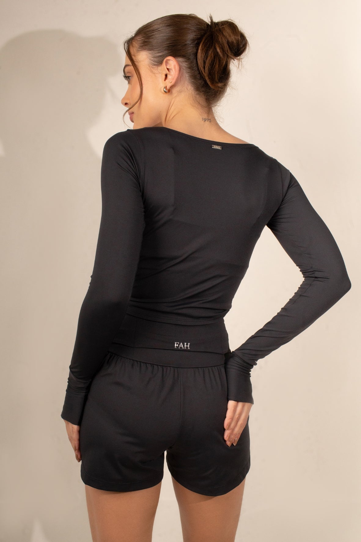Shorts run classic light preto
