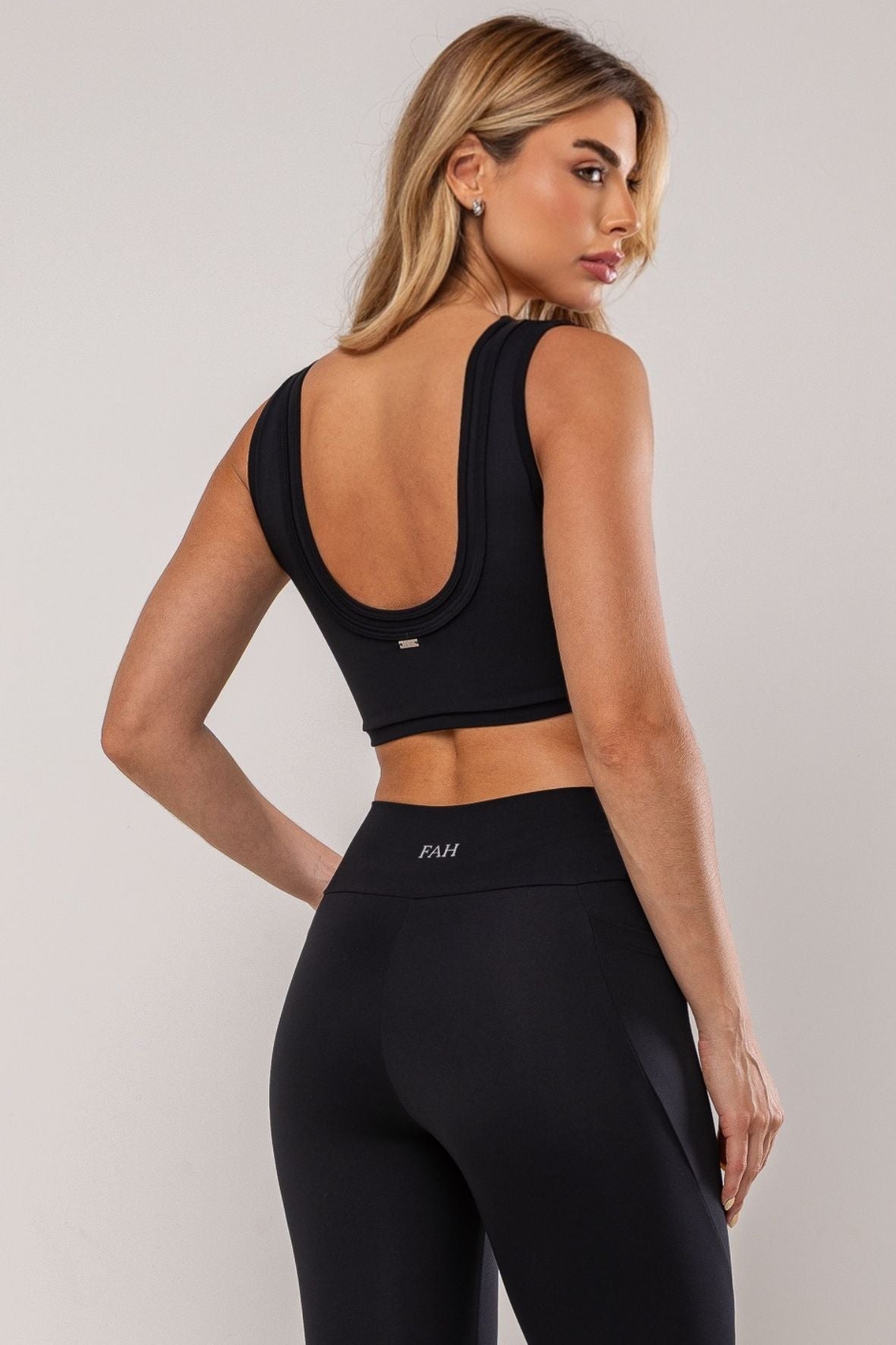 Conjunto flare Adaptive preto