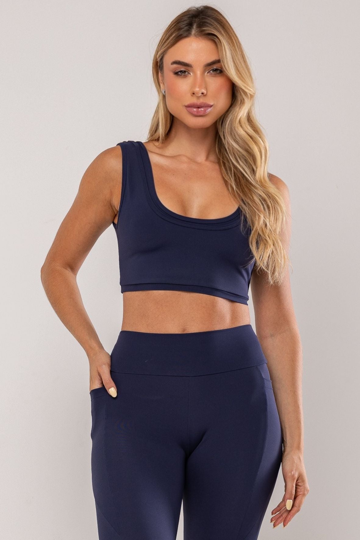 Conjunto Legging bolsos laterais e top camada dupla eclipse