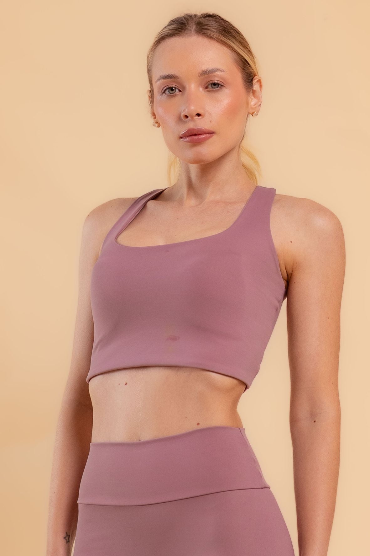 Top costas nadador sculpt satin