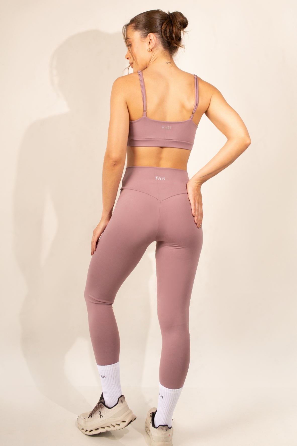 Legging sem costura frontal sculpt satin