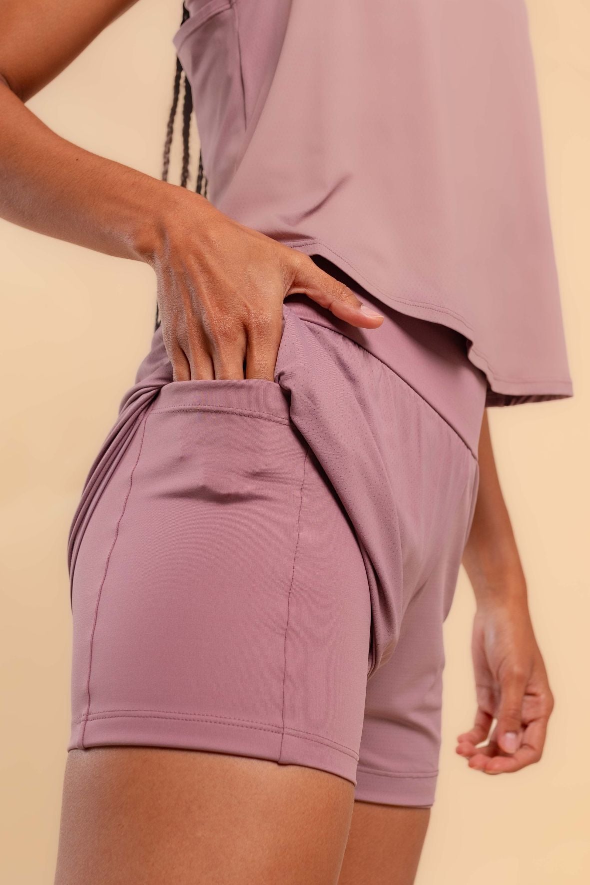 Shorts  corrida dois bolsos satin