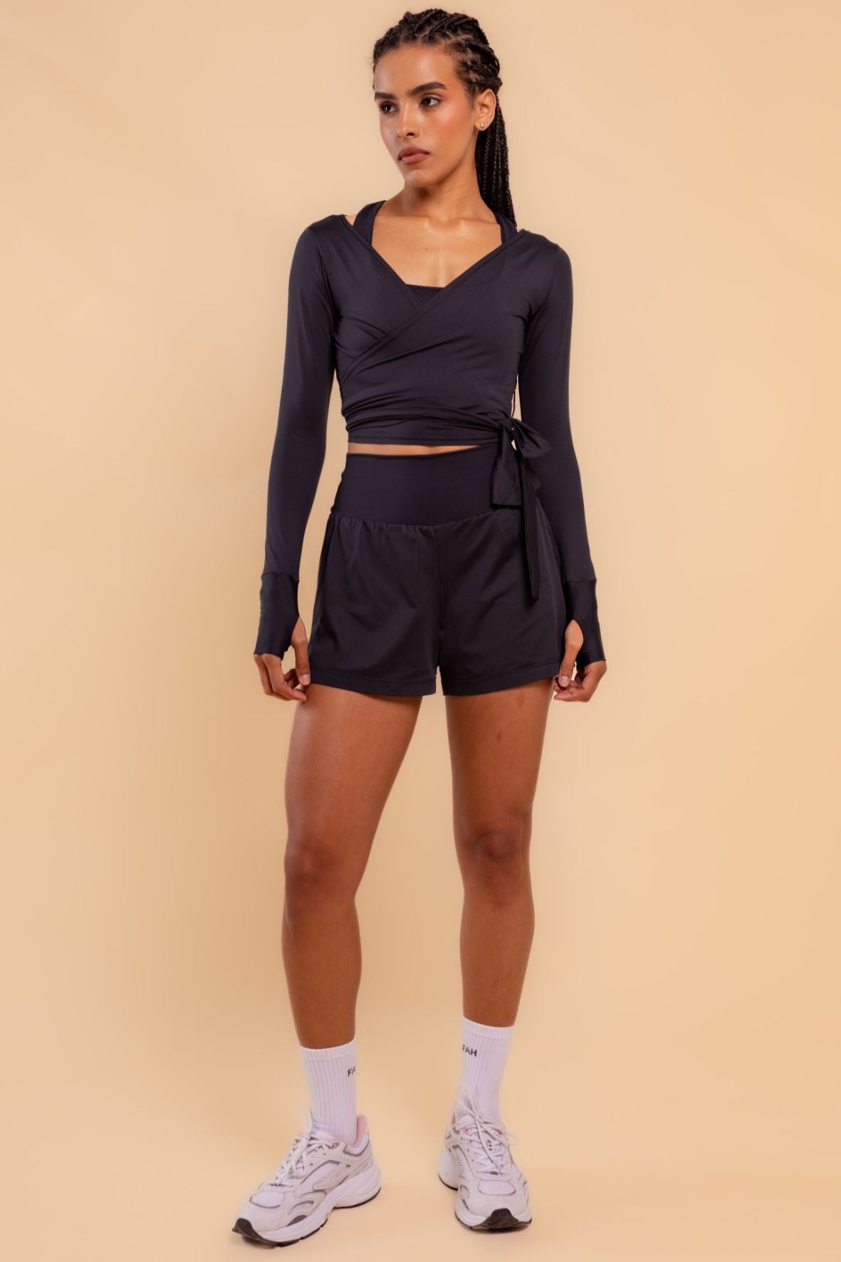 Shorts corrida dois bolsos preto